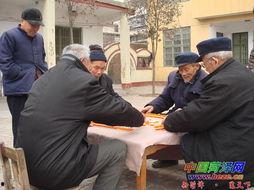 养老院老人娱乐生活