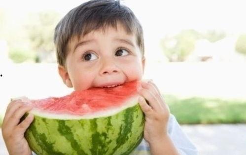 娱乐吃瓜酱缓解姨妈痛,轻松缓解姨妈痛的神奇秘籍