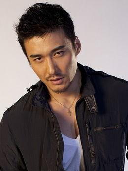 演员胡兵资料,从模特到演员，跨越时代的魅力传奇